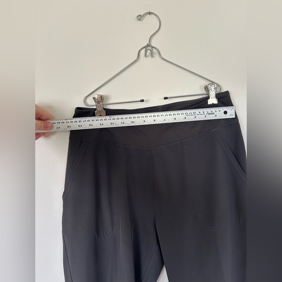 NWOT Patagonia Women's Happy Hike Studio Pants Medium Black - Picture 4 of 9